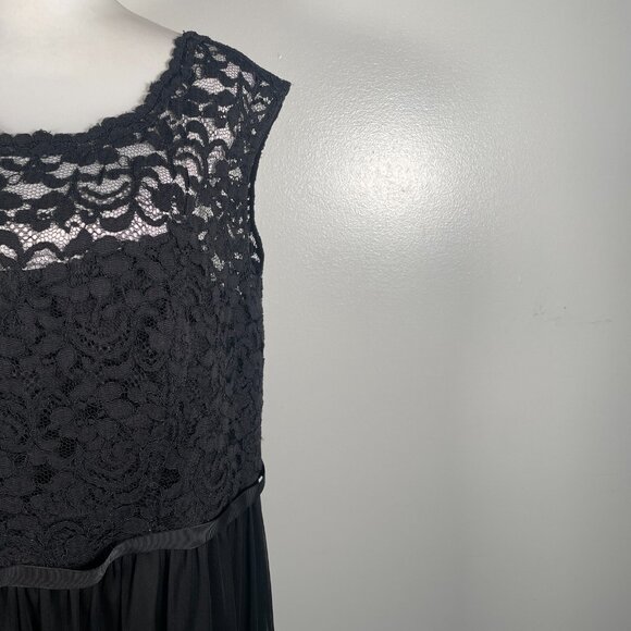 David's Bridal Black Round Neck Lace Bodice Mesh Skirt Sleeveless Dress Size 20 - Picture 4 of 15
